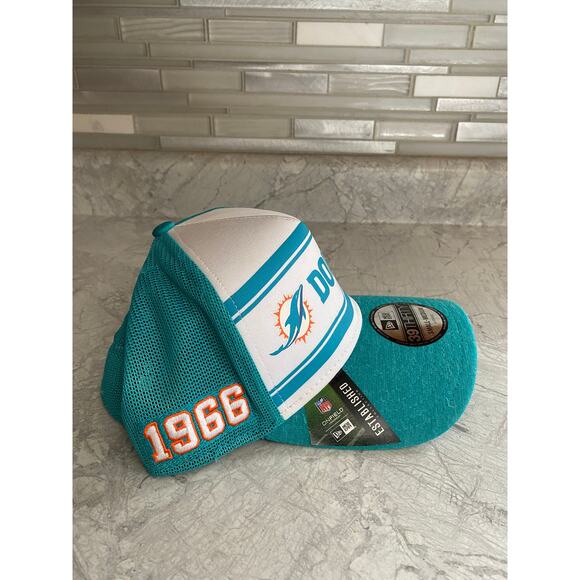 Miami Dolphins New Era 39Thirty Strech-Fit Hat Size S/M - Picture 6 of 8